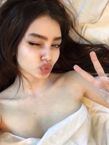 Ева